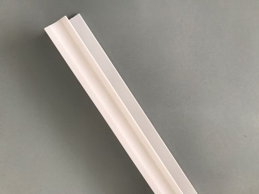 Aksesoris PVC untuk pemasangan panel PVC Putih PVC profil-U Glossy Printing Extruded Plastic U Channel Waterproof Perlindungan UV